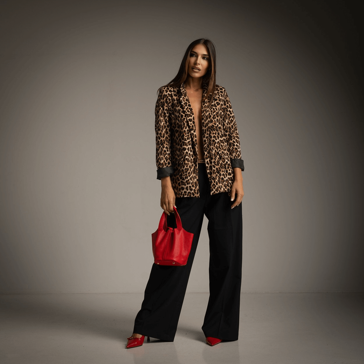 Americana con estampado animal